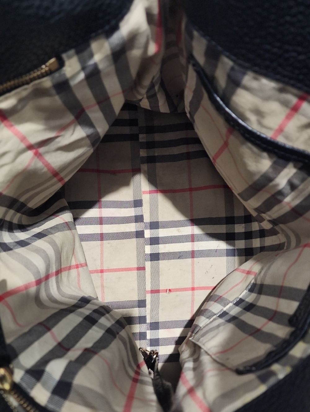 Burberry Cale Hobo Bag - Picture 8 of 16